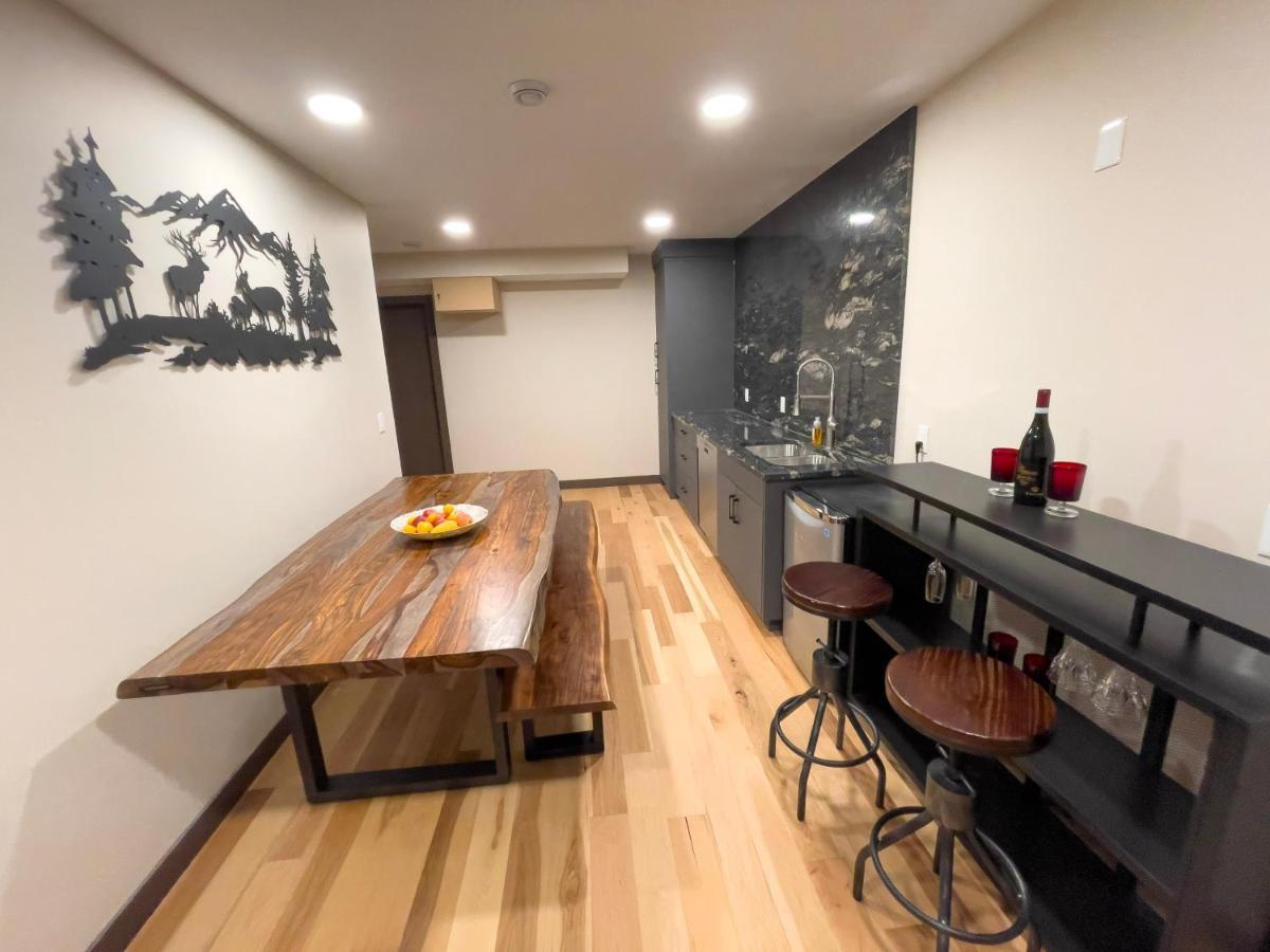 קאנמור Romantic Luxury Sauna & Spa Retreat - Elkside Hideout, Pet Friendly מראה חיצוני תמונה