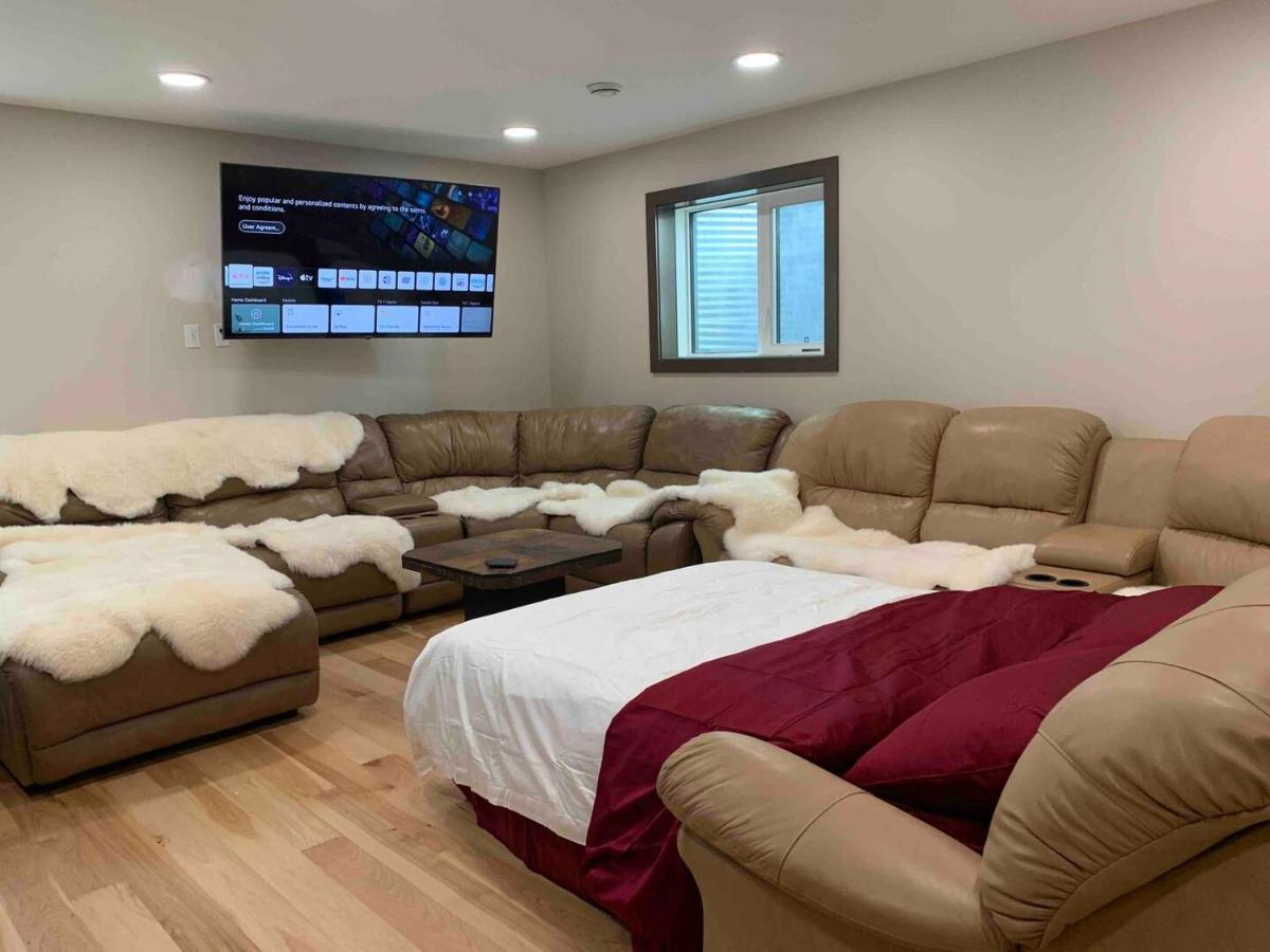 קאנמור Romantic Luxury Sauna & Spa Retreat - Elkside Hideout, Pet Friendly מראה חיצוני תמונה